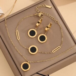 4pcs/Set Stainless Steel European and American Fashionable Bracelets